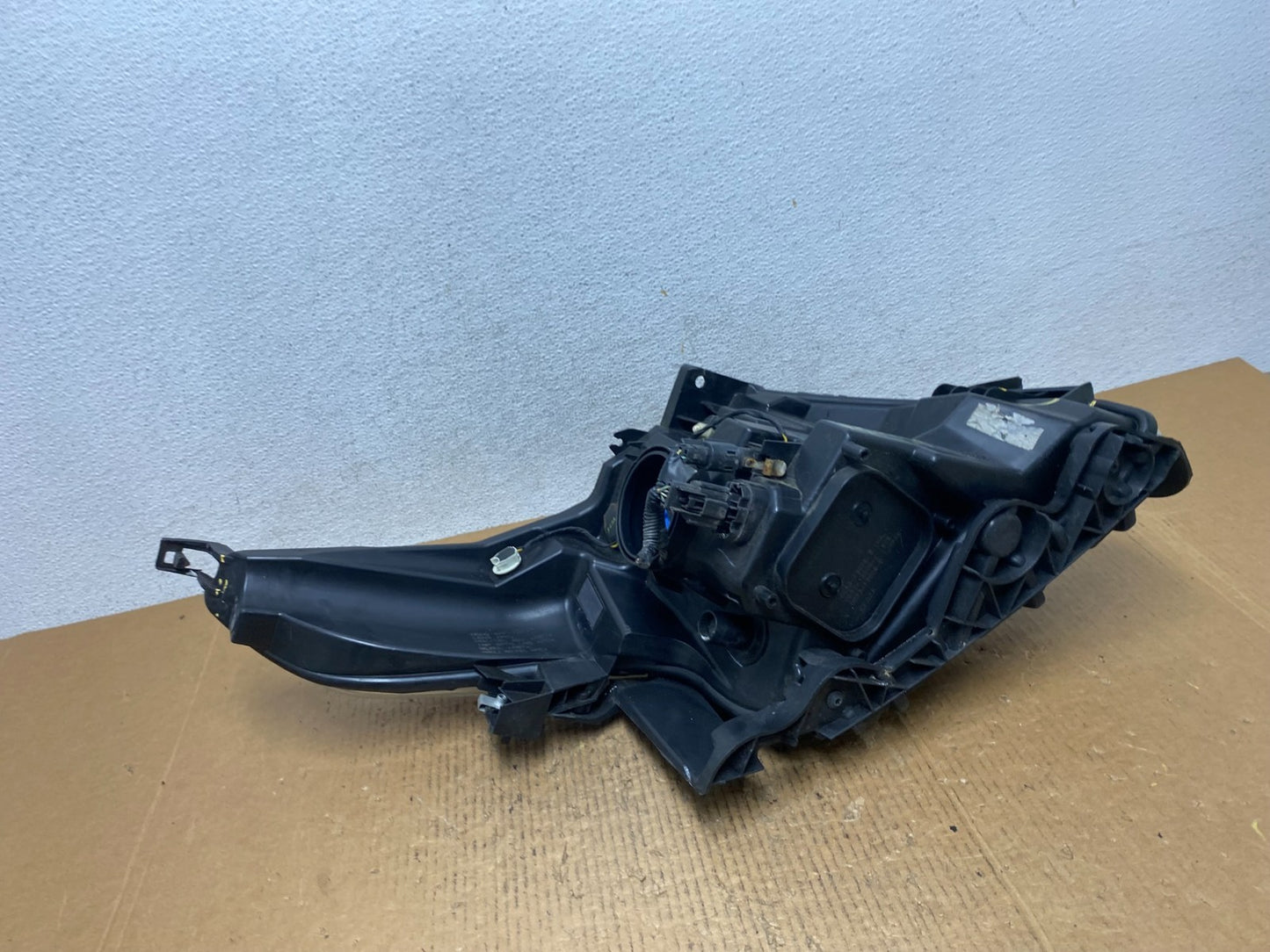 2011 to 2015 Ford Explorer Left Driver LH Halogen Headlight AE1428 DW9