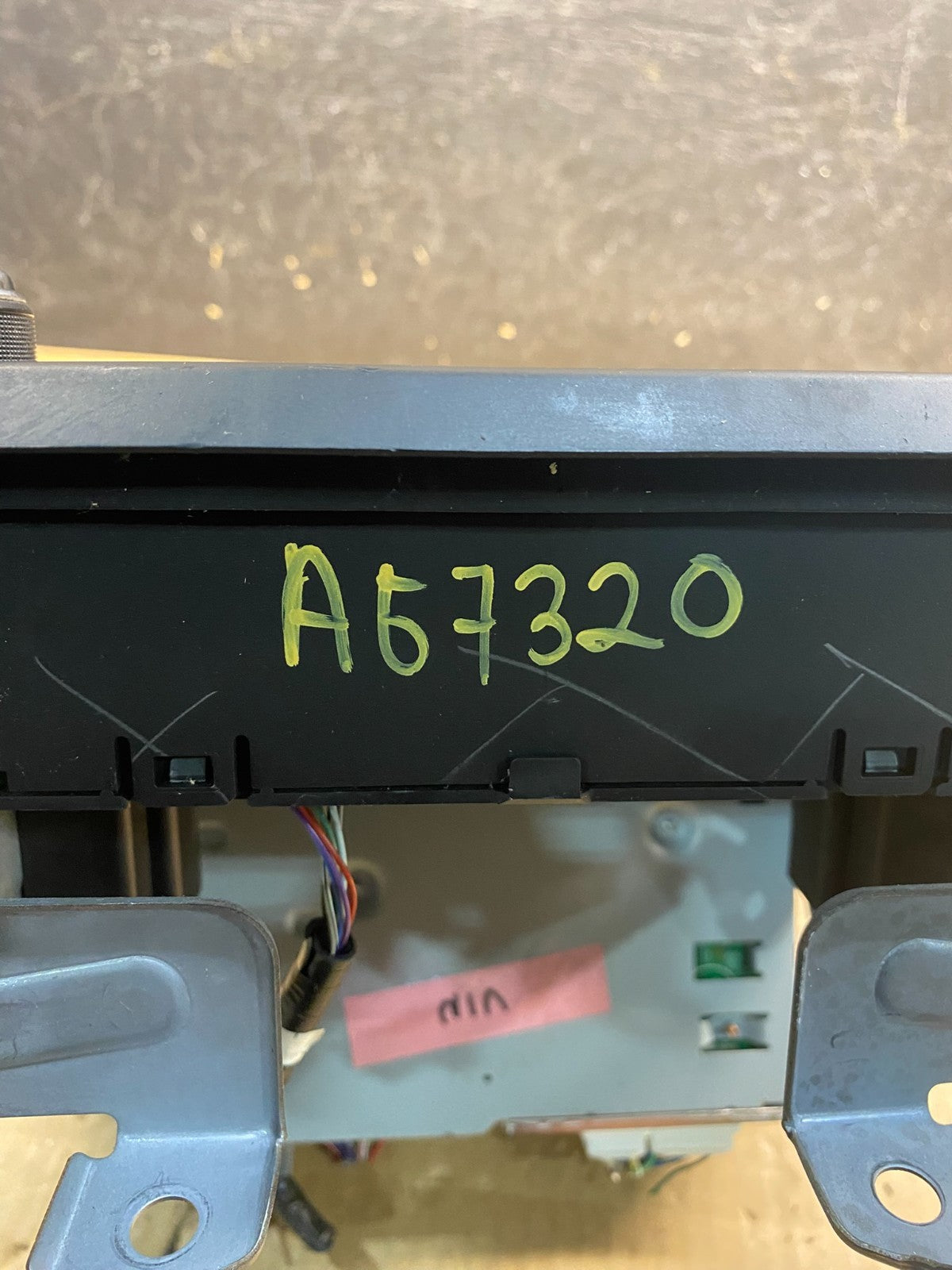 2015-2017 Toyota Camry Radio CD Navigation Screen Display AG7320 DG7