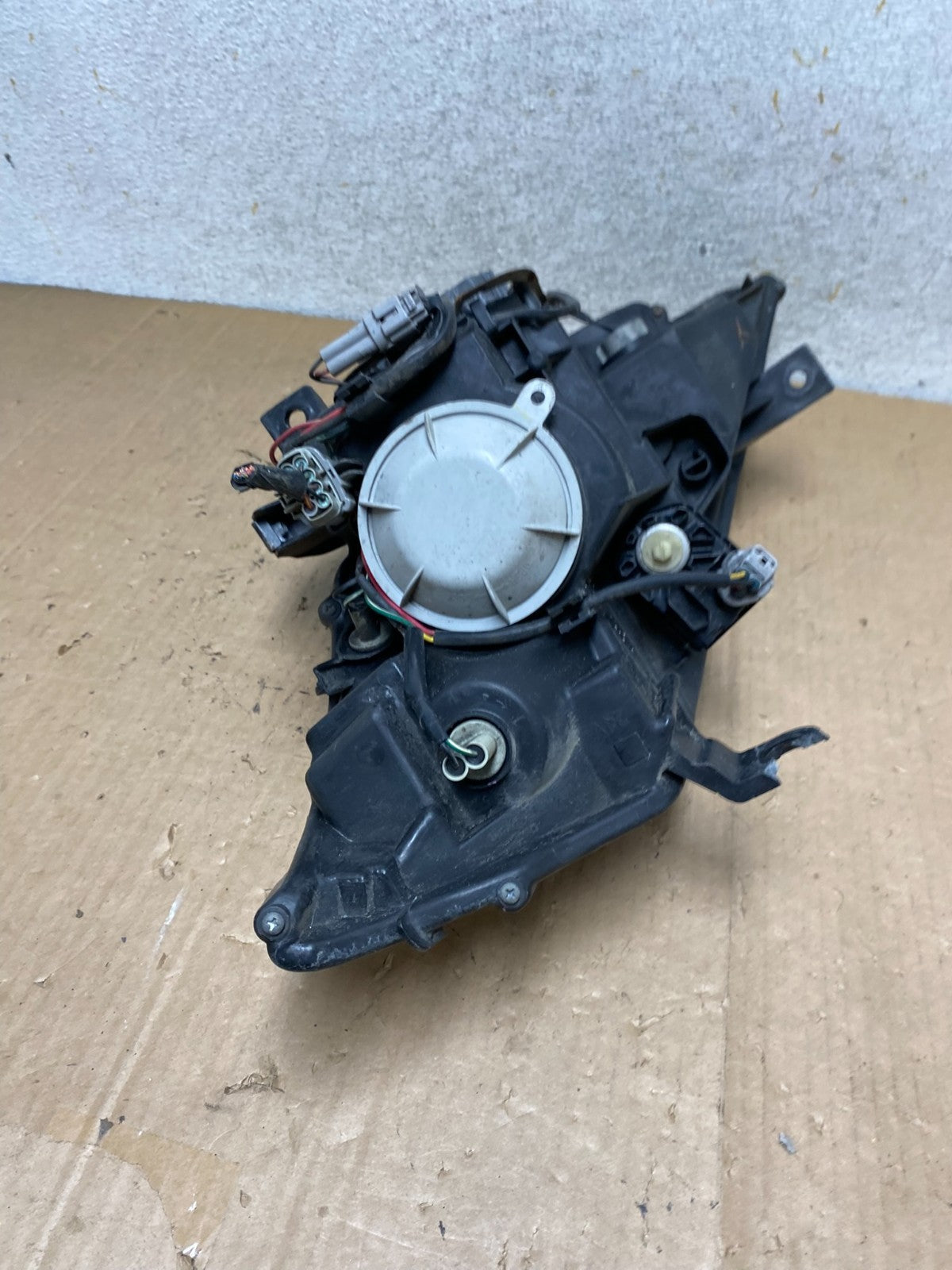 2003 to 2007 Nissan Murano Headlight Xenon HID Right Passenger AI9102 DW7