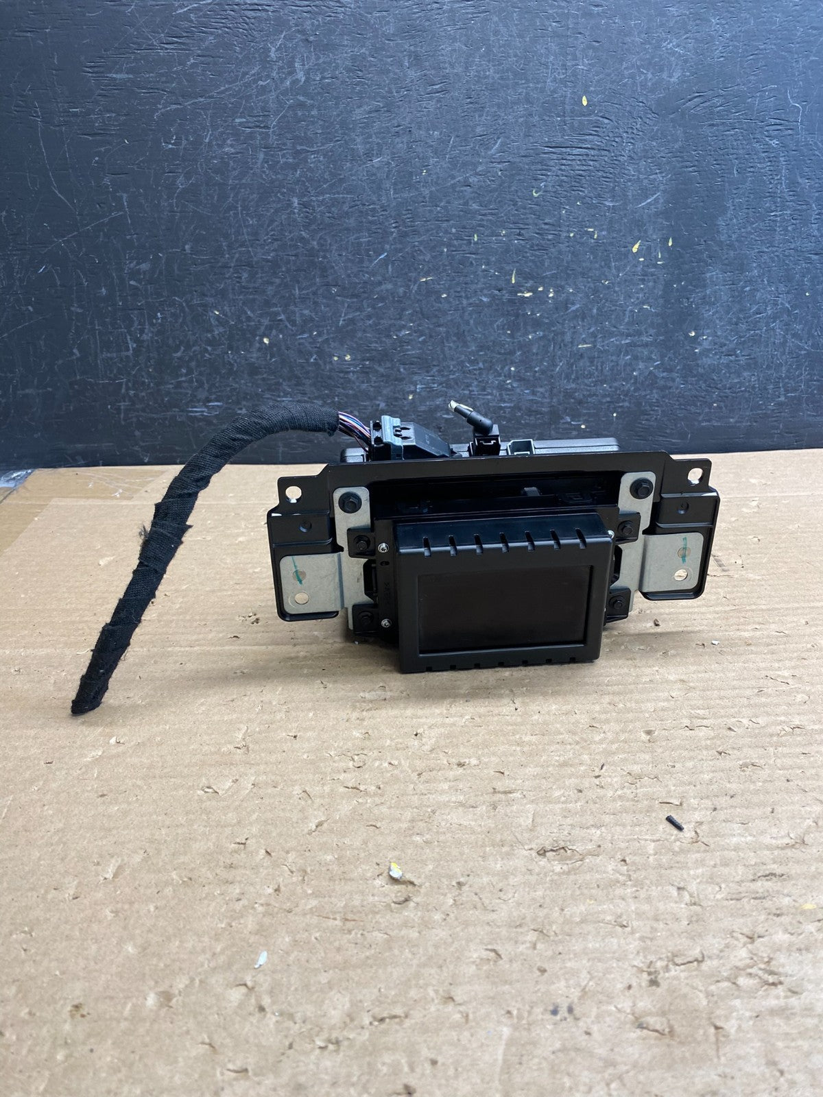2013 2014 Ford Explorer Radio Information Display Screen ag6222 DG0