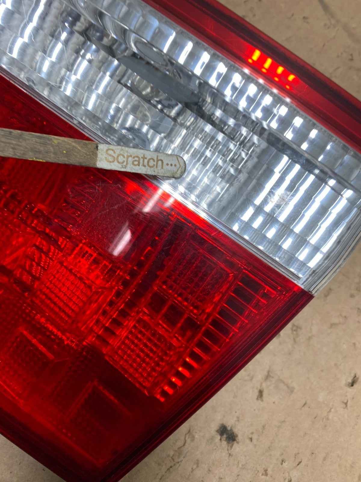 2005 2006 2007 Honda Odyssey Inner Right Passenger RH Tail Light U8734 DW4