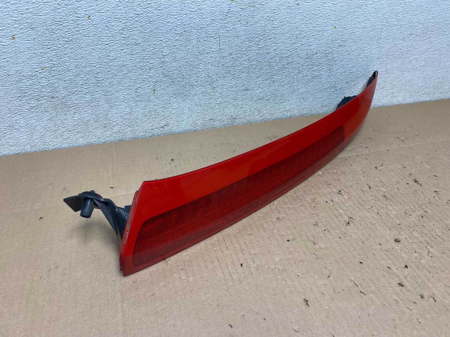 2003 to 2006 Volvo XC90 Left Driver LH Side Upper Tail Light OEM L7234 DW2