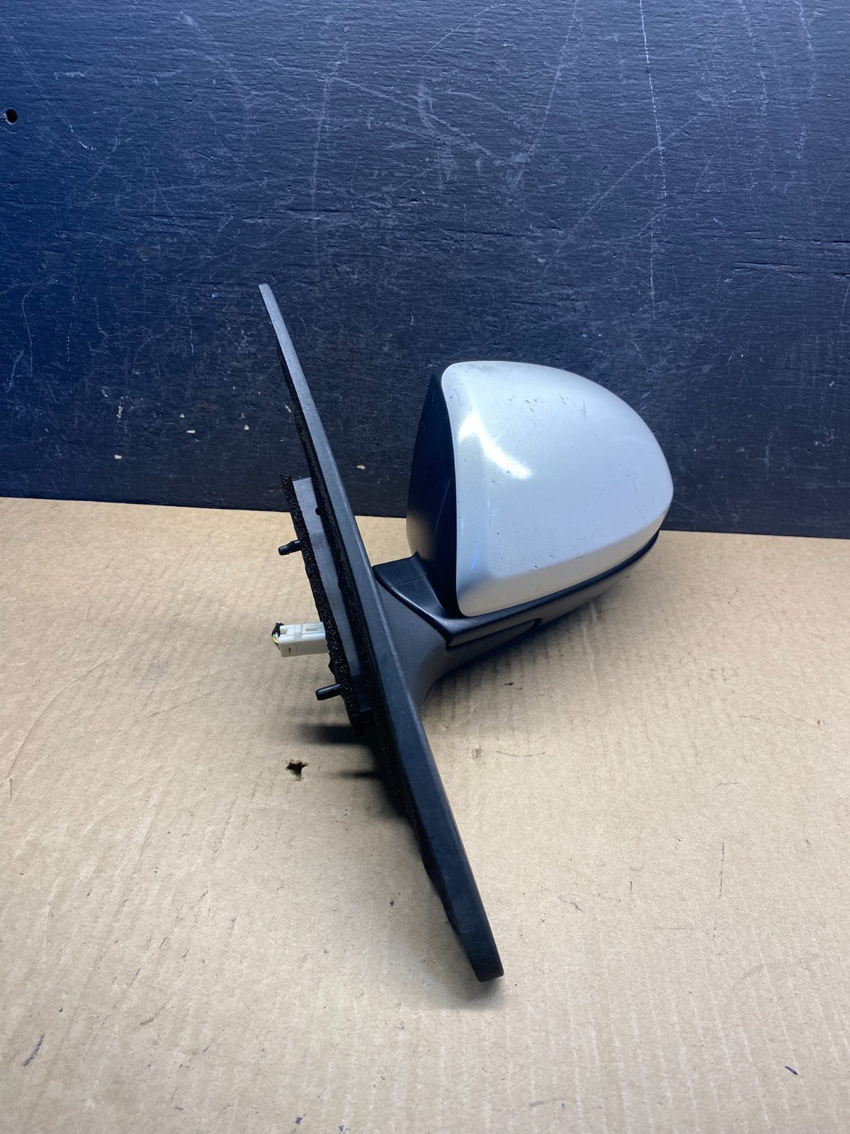 2010 to 2013 Mazda 3 Left Driver LH Side View Mirror Power AG7134 DW1