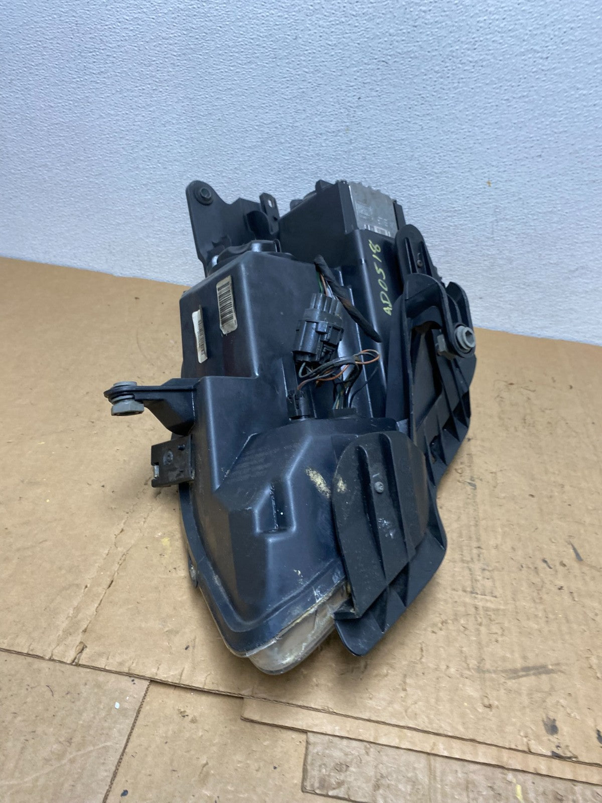 2007-2012 Gmc Acadia Xenon HID Headlight Right Passenger Side AD0518 DW10