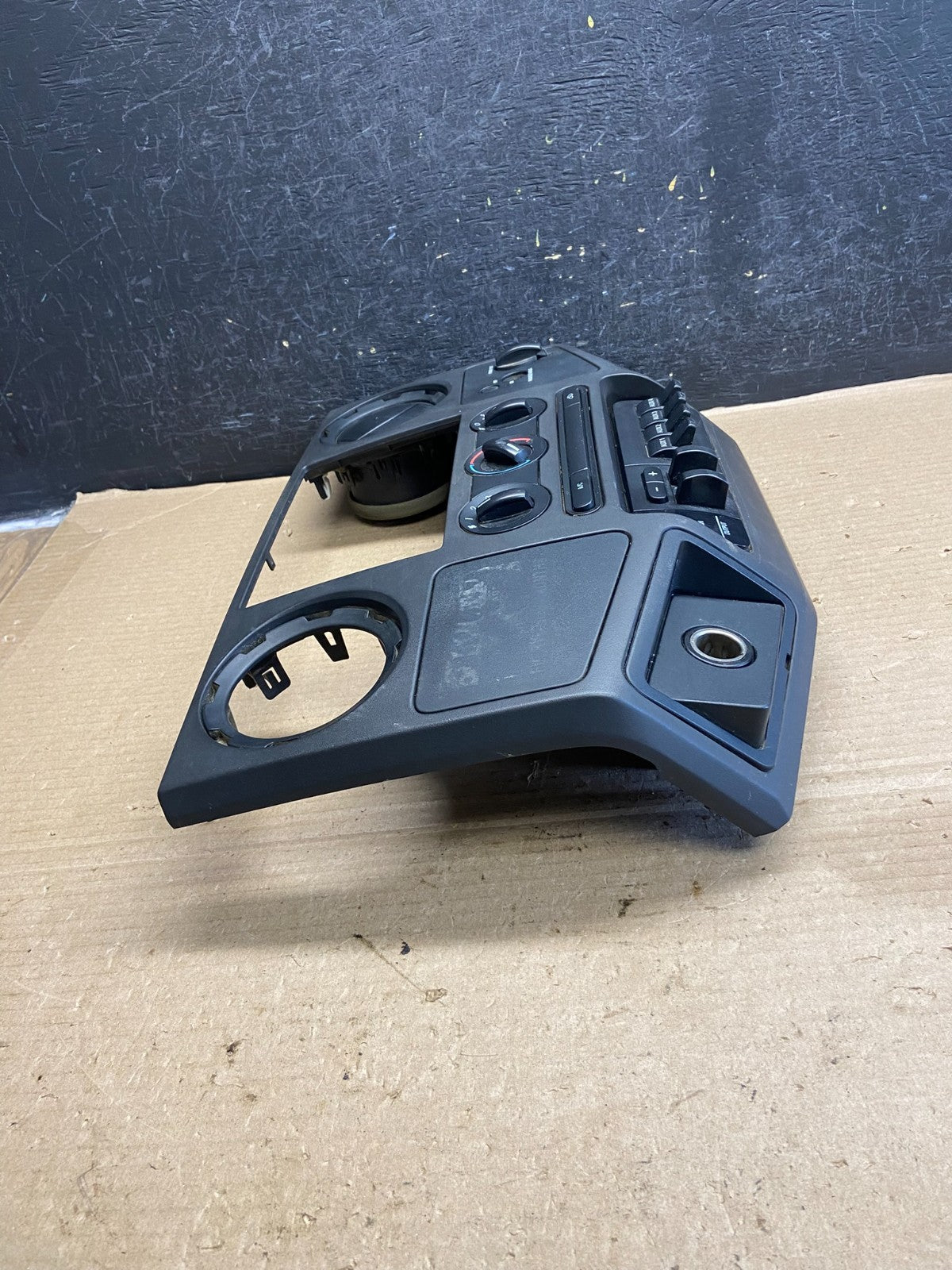 2008-2010 Ford F250 F350 Radio Climate Control Radio Dash Bezel Panel ah3595 DG1