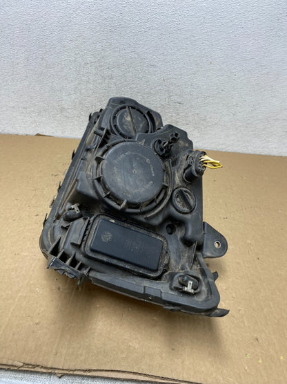 Kenworth P54-6162-200R SAE HG05 SSB518 Right Side Headlight AF74286