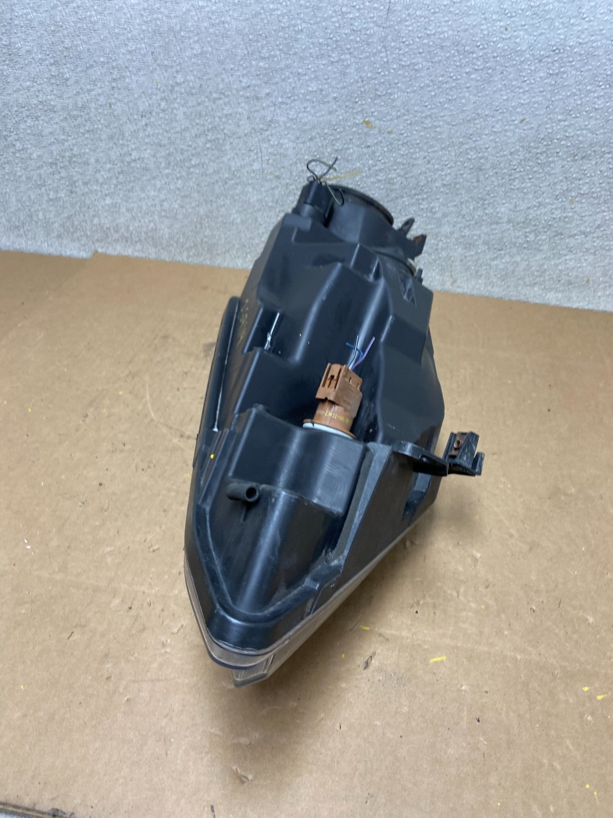 2010 2011 2012 Ford Fusion Left Driver LH Side Headlight Halogen Z6914 DW7