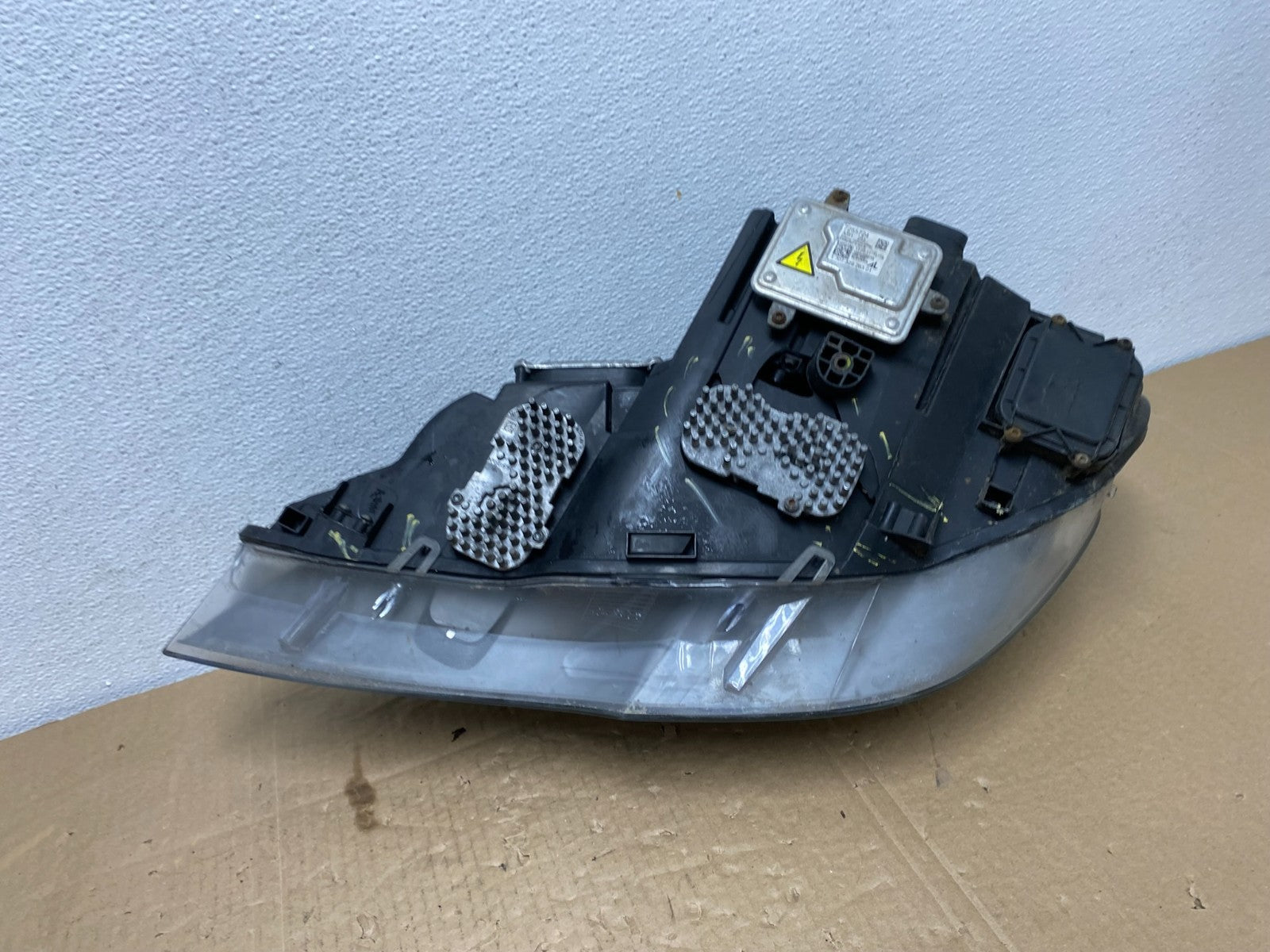 2011 to 2013 BMW X5 Right Passenger RH Side Headlight Xenon HID OEM AC3836 DW10
