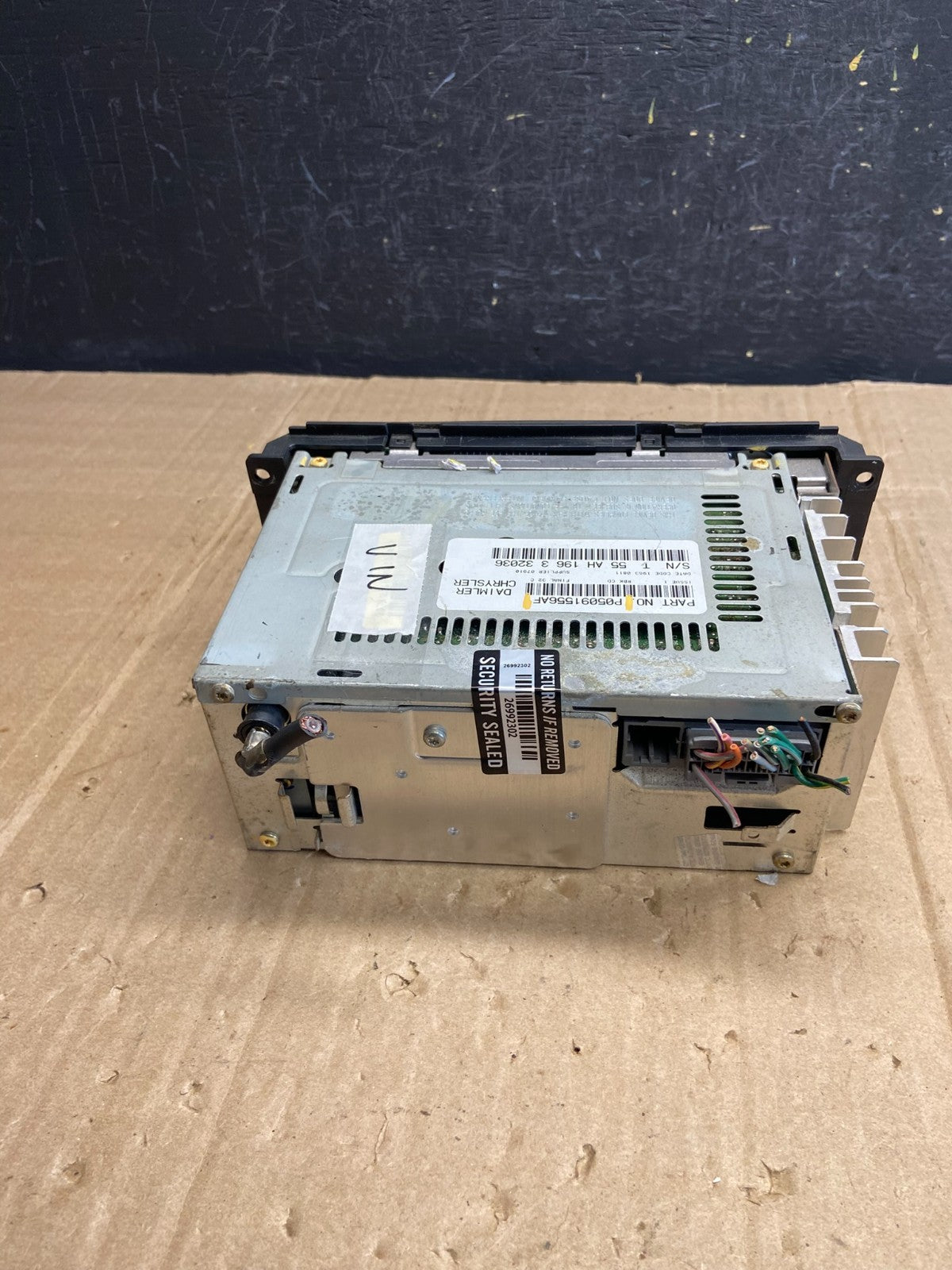 2002 - 2006 Chrysler Dodge Jeep Ram Radio CD Player AM/FM Receiver AE1704 DG3