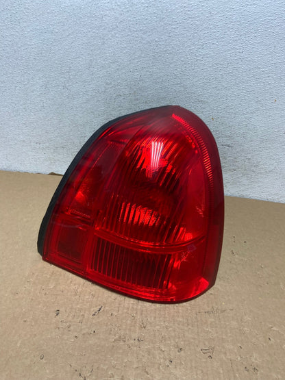 2003 to 2011 Lincoln Town Car Right Passenger Rh Tail Light AF7469 LK0