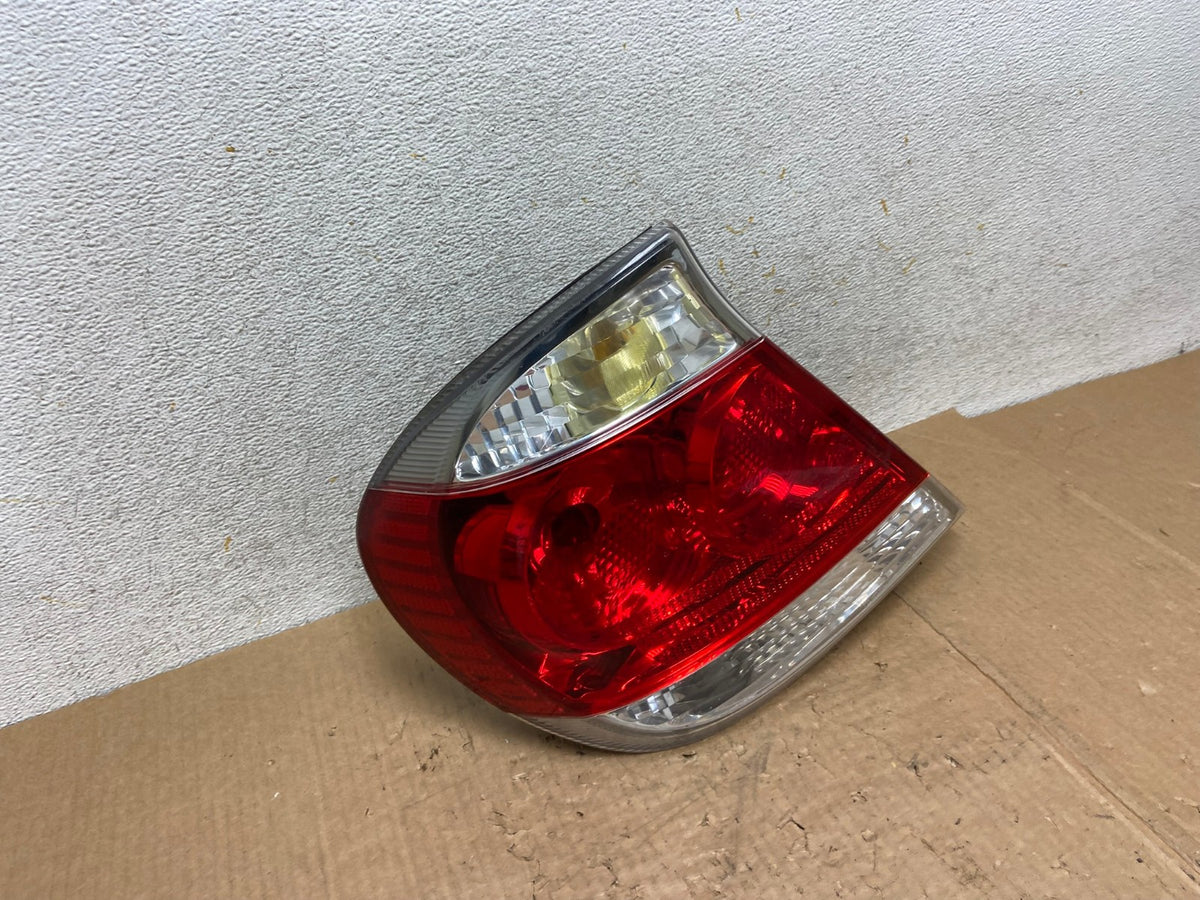 2005 to 2006 Toyota Camry Tail Light Left Driver Lh Side AI5593 LK2