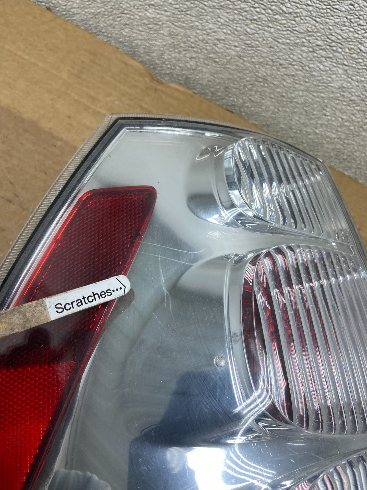 2005 to 2008 Chevrolet Equinox Right Passenger Rh Side Tail Light Oem AB5193 LK3