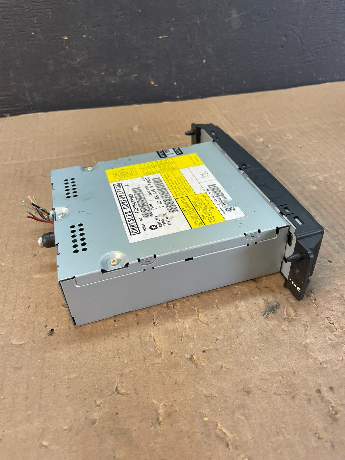 2009 2010 2011 Volkswagen Routan Video DVD Player AC4927 DG5