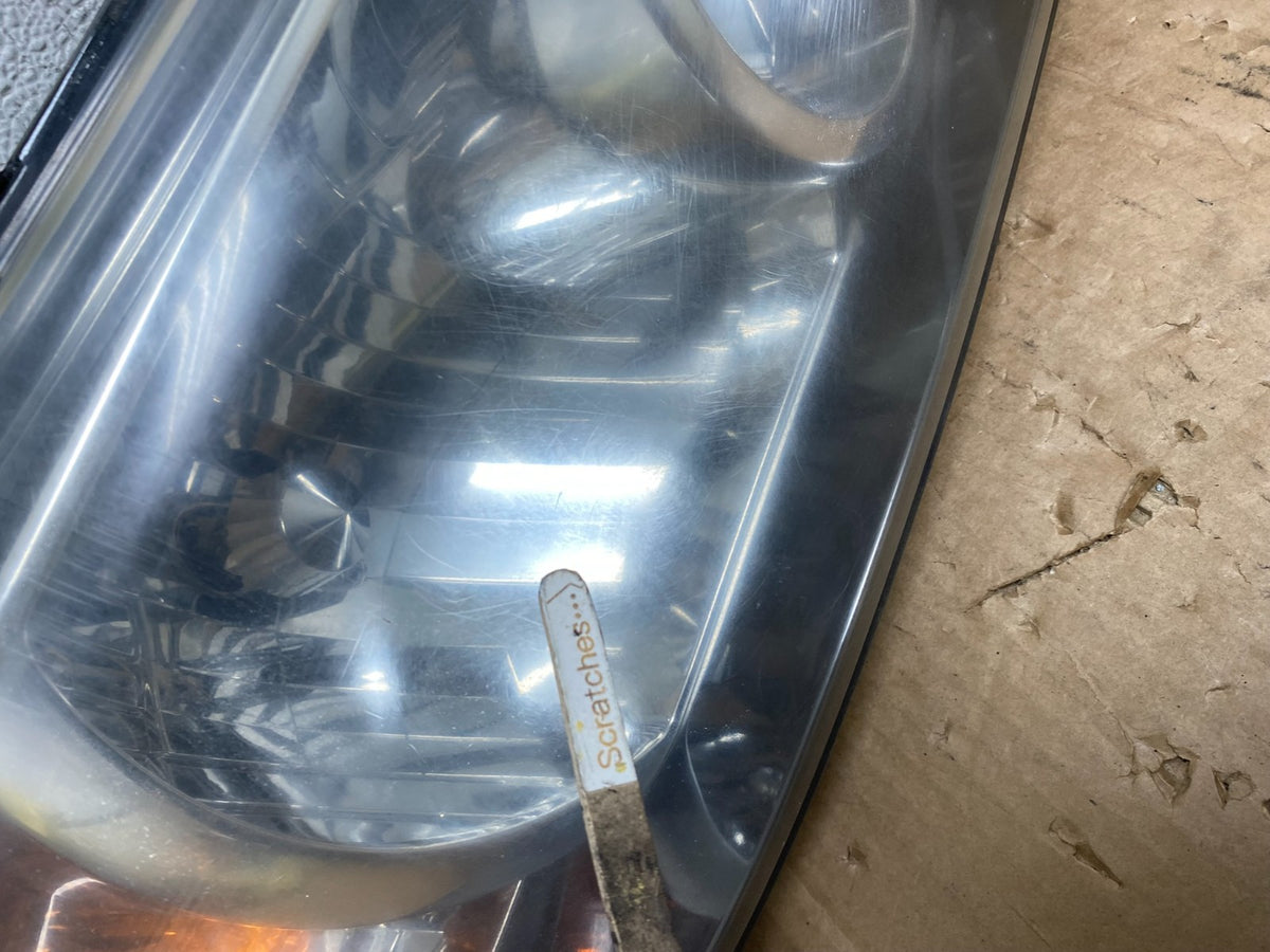 2004 2005 2006 Toyota Highlander Headlights Left+Right Side AI8982 DW3