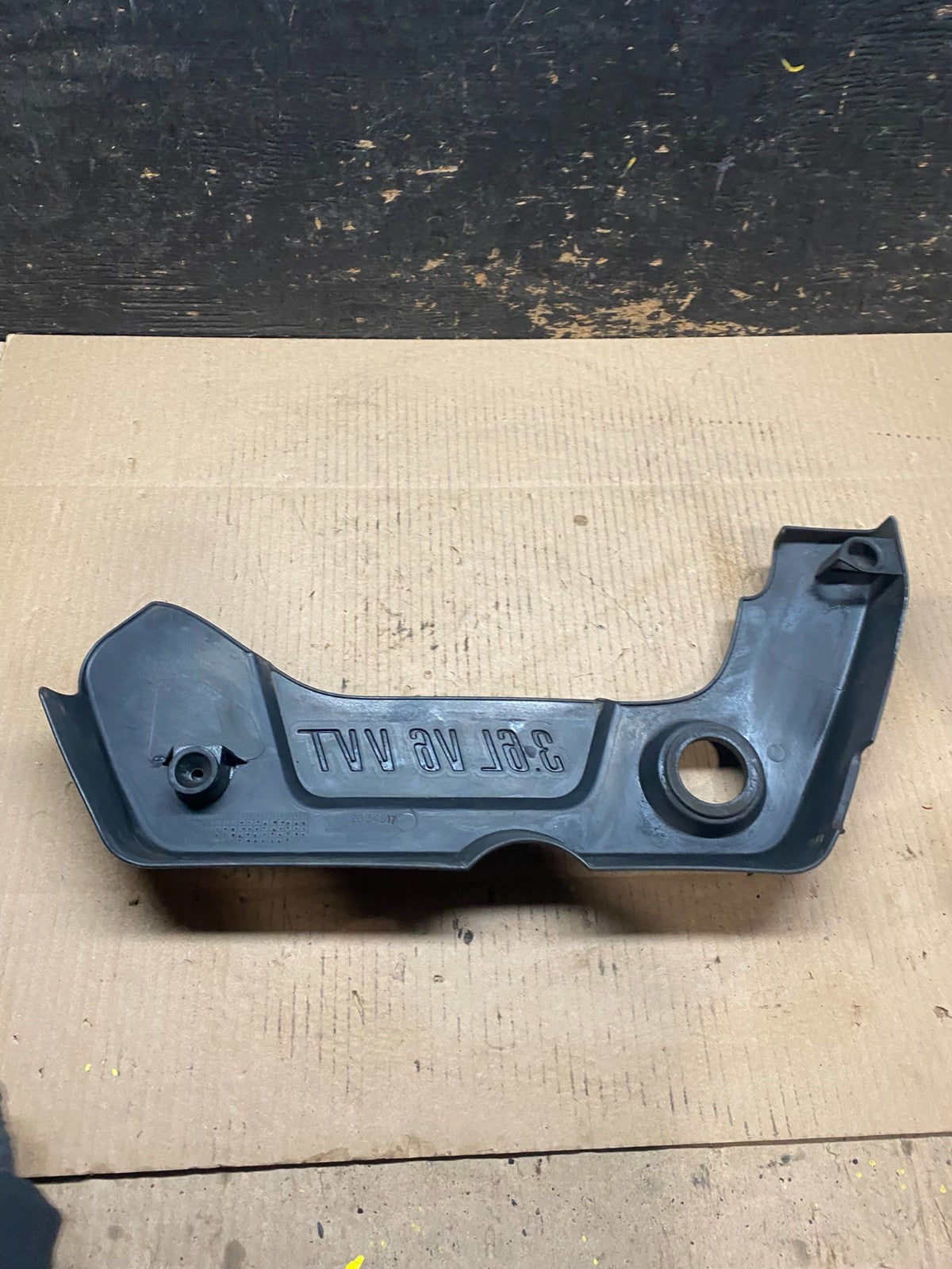 2007 2008 2009 Pontiac G6 Malibu 3.6L V6 VVT Engine Cover Motor Cover W5576 DG4