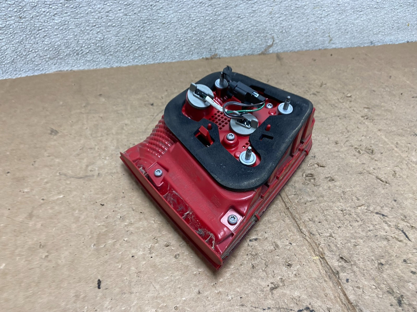 2013-2016 Chevrolet Malibu Left Driver LH Inner Tail Light AA4145 DW5