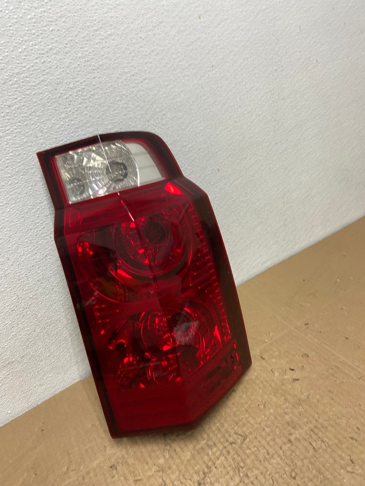 2006 to 2010 Jeep Commander Right Passenger Side Tail Light OEM AC4022 LK2