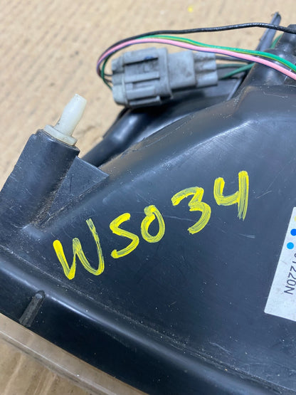 1999-2004 Nissan Pathfinder Front Left Driver Turn Signal W5034 DW7