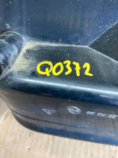 1997-2000 Saturn SC1 SC2 Coupe Center Trunk Finish Tail Light Q0372 DG12