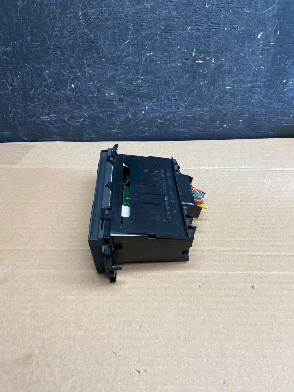 1998 to 2002 Ford Crown Victoria Marquis A/C Heater Climate Control AG4996 DG2