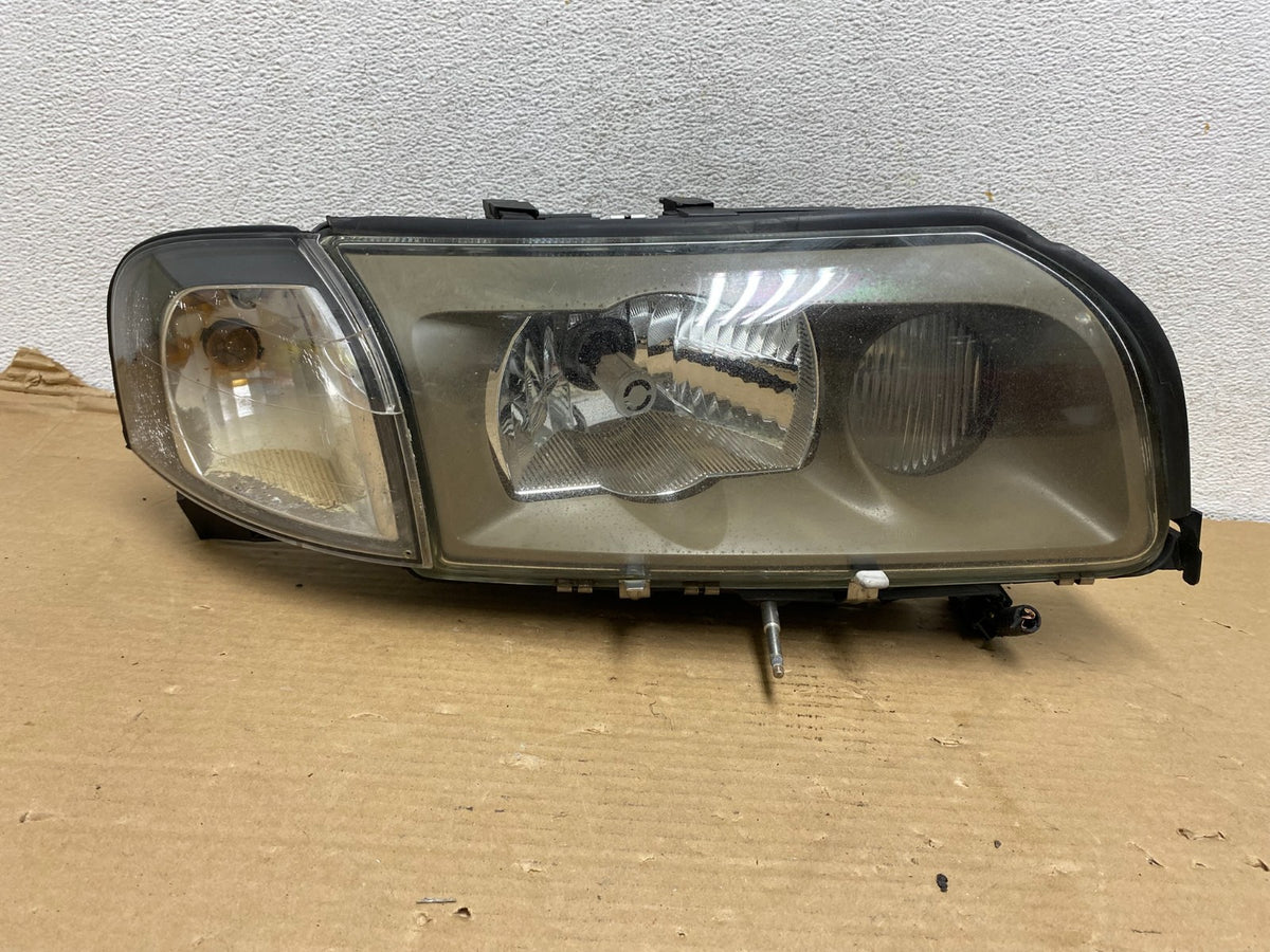 2003 to 2006 Volvo S80 Right Passenger RH Side Xenon HID Headlight ag9196 DG0