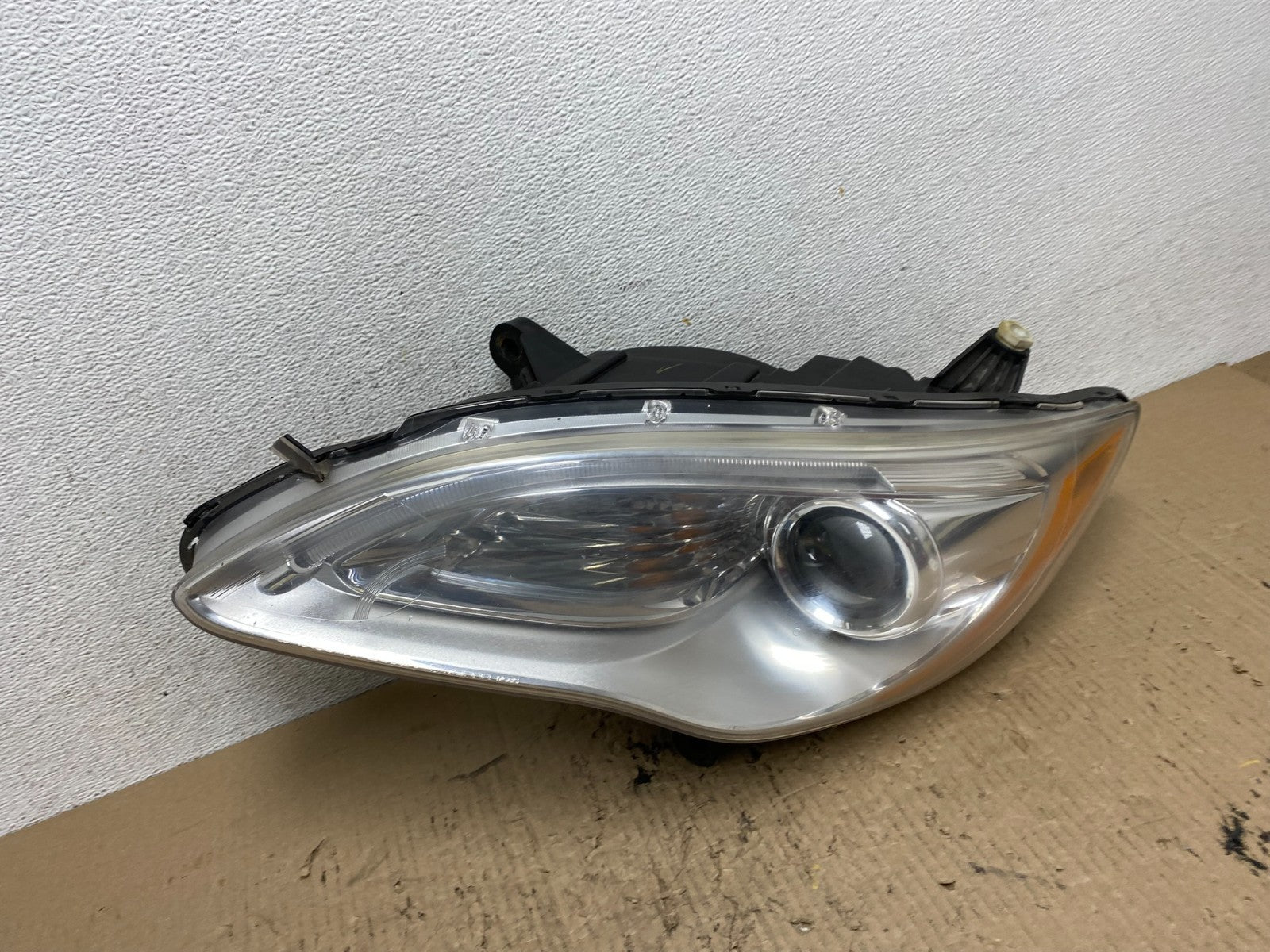 2011 2012 2013 2014 Chrysler 200 Left Driver Lh Side Headlight AF7110 DW2