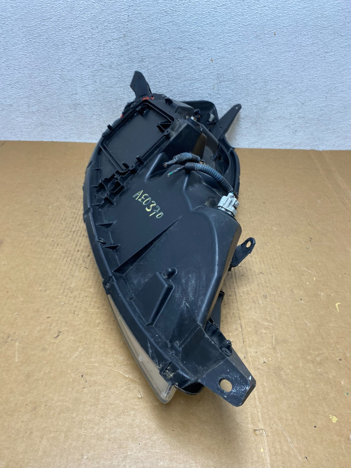 2006 to 2010 Toyota Sienna Left Driver Lh Side Headlight Halogen AE0370 DW6