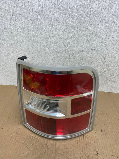 2009 to 2011 Ford Flex Right Passenger RH Side Tail light AE9025 LK0