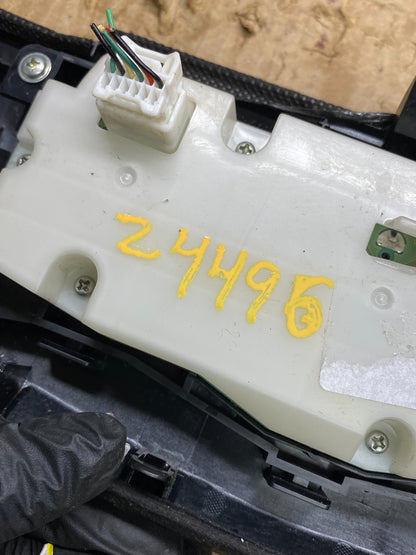 2013 to 2018 Nissan Pathfinder Radio Audio Climate Control OEM z4496 DG6