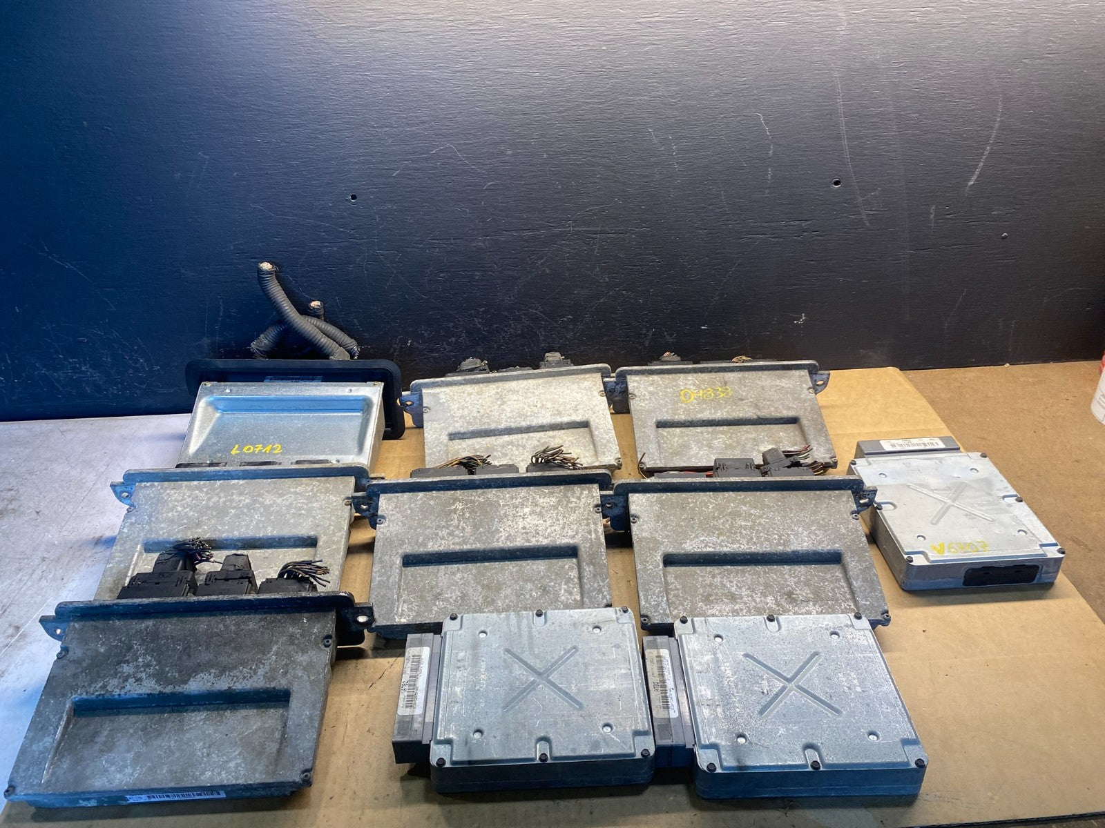 Mix of 10 Ford ECM Engine Computer Module AC42470