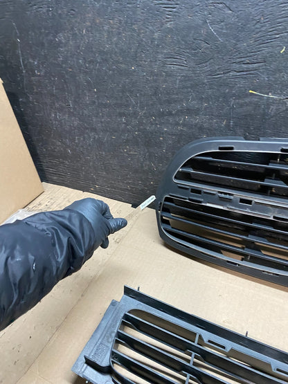 2008 - 2010 Porsche Cayenne Cover Bottom Center Grille Grill Trim OEM X3043  DG5