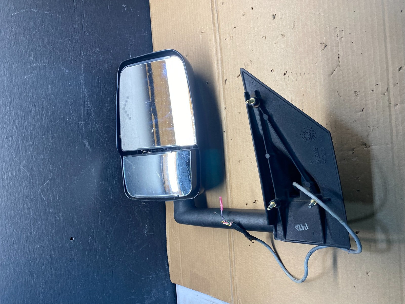 2009 to 2018 Chevrolet Express G3500 G4500 Left Driver LH View Mirror AC8315 DG7