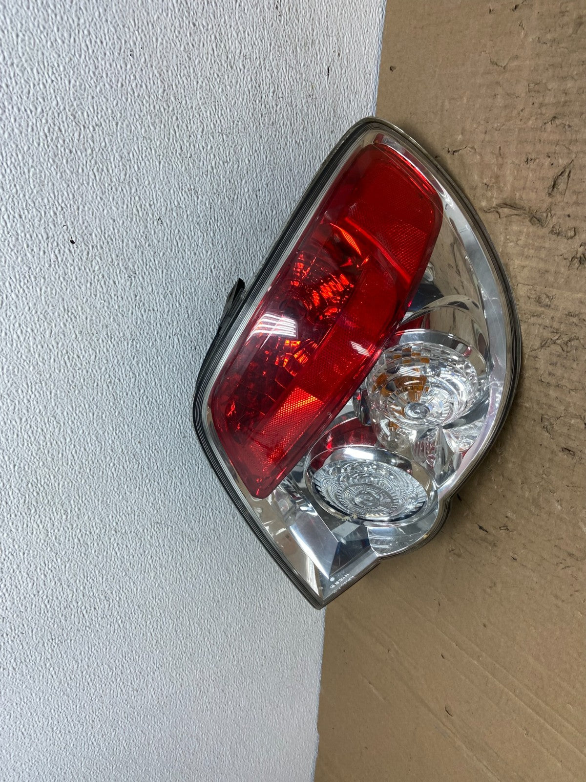 2006 to 2007 Subaru Impreza Wagon Right Passenger Tail Light AC5501 DG1