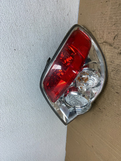 2006 to 2007 Subaru Impreza Wagon Right Passenger Tail Light AC5501 DG1