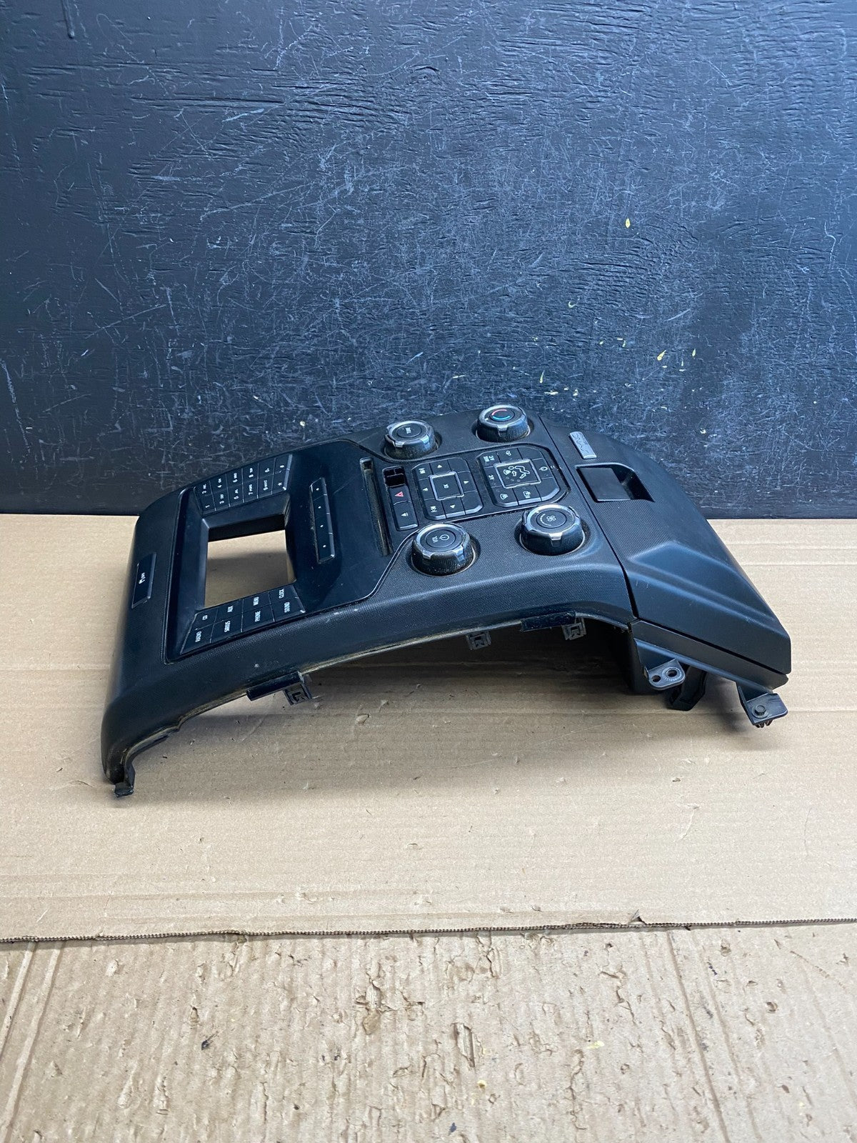 2013 Ford F150 Heater Climate Control Radio Control Dash Bezel OE AG0053 DG1