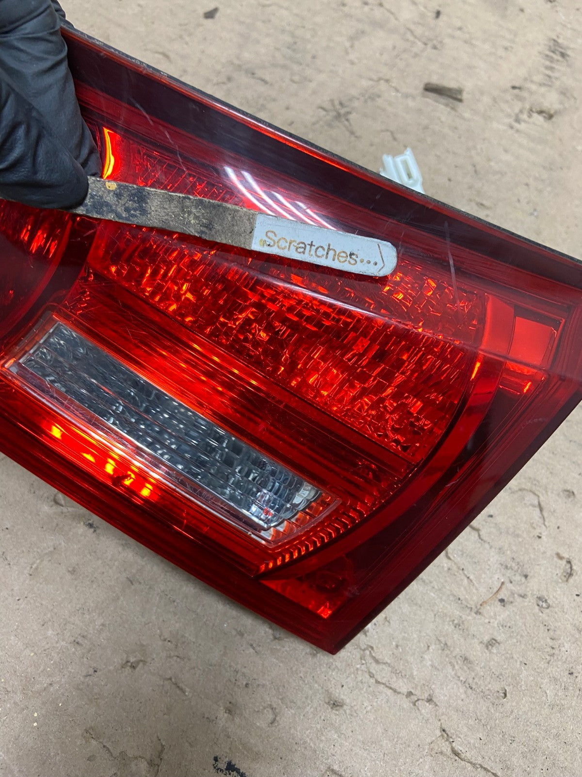 2006 - 2008 Lexus Is250 Is350 Right Passenger RH Inner Tail Light AI1070 LK3