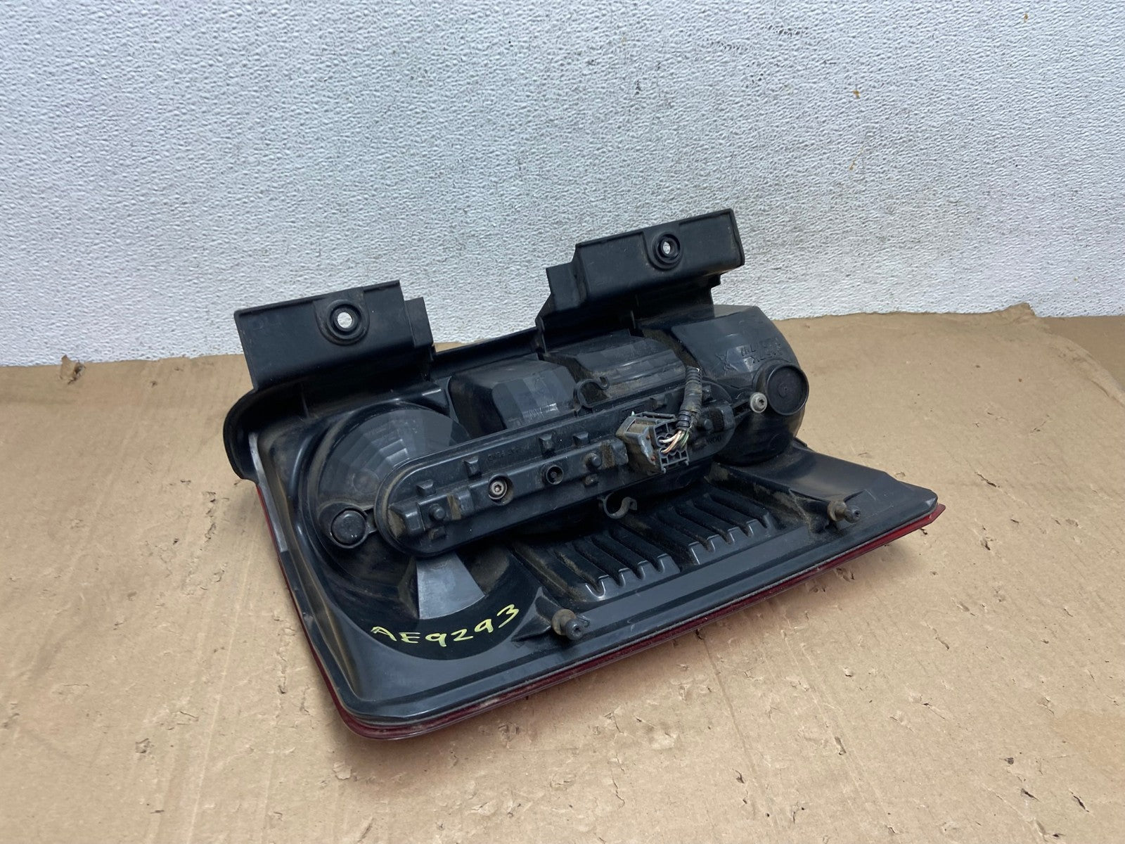 2008 to 2012 Jeep Liberty Right Passenger RH Side Tail Light AE9293 LK5