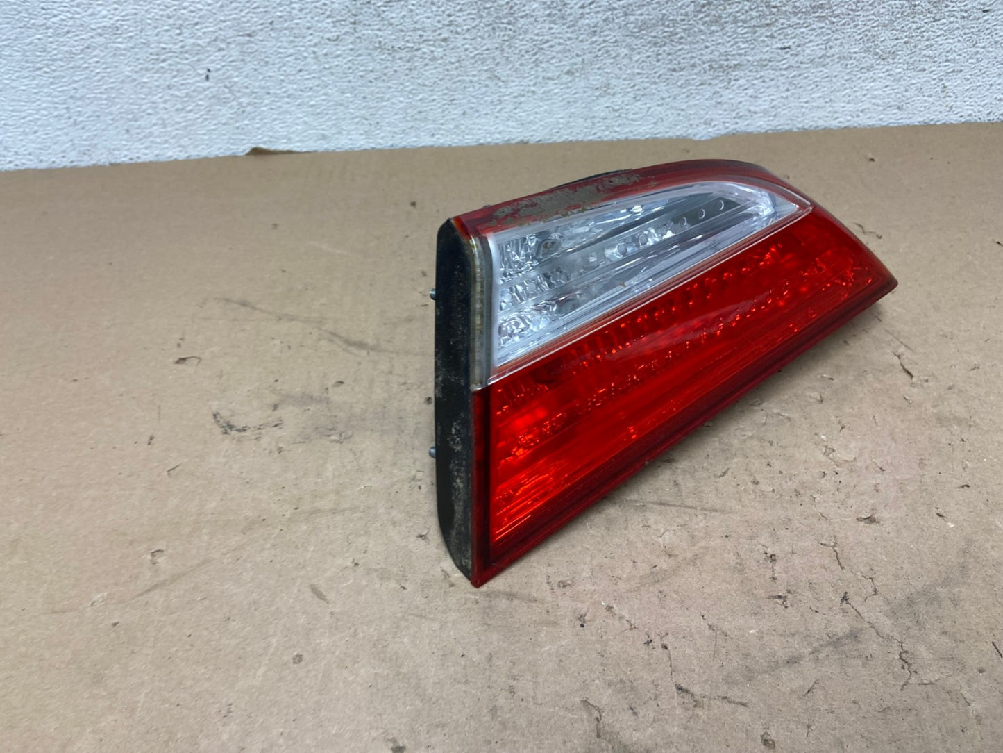 2011 2012 2013 Hyundai Elantra Inner Tail Light Right Passenger AG4244 LK2