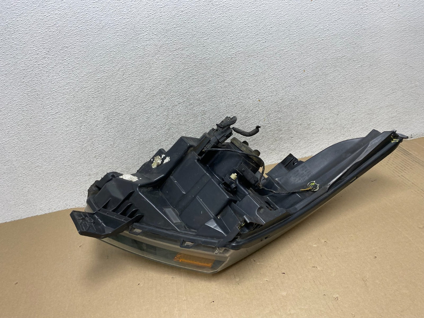 2011 to 2015 Ford Explorer Police Left Driver LH Halogen Headlight AG6821 DW6