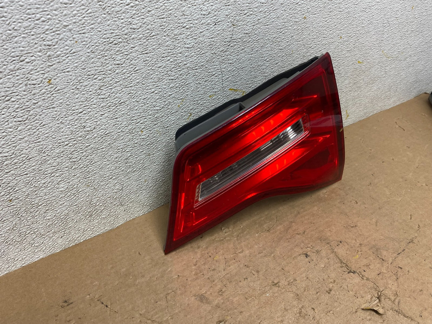 2007 2008 2009 Acura Mdx Right Passenger Rh Side Inner Tail Light Oem P1455 DW2