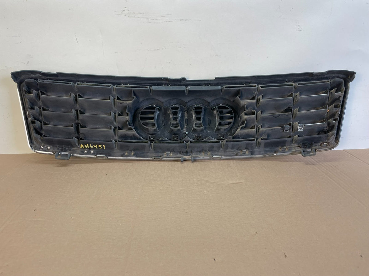 2000 to 2002 Audi A4 Upper Front Grill Grille ah6451 DG3