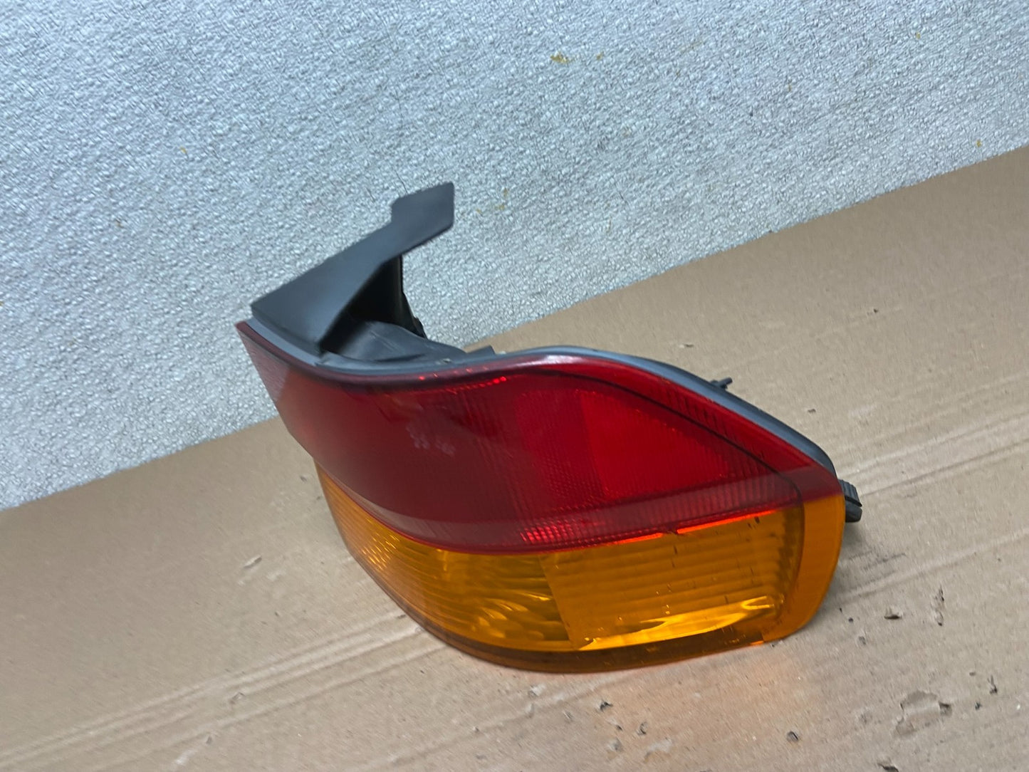 2002 2003 2004 Honda Odyssey Right Passenger Side Tail Light Oem AB1037 LK1