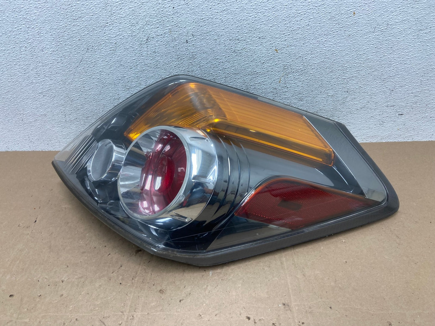 2007 to 2012 Nissan Altima Right Passenger Rh Side Tail Light AE5955 LK0