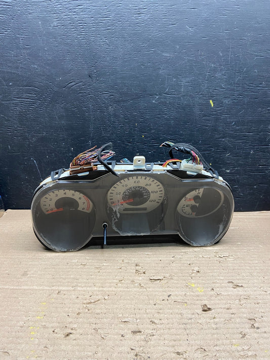 2003 2004 Nissan Xterra Frontier Speedometer Cluster Gauge J9532 DG0
