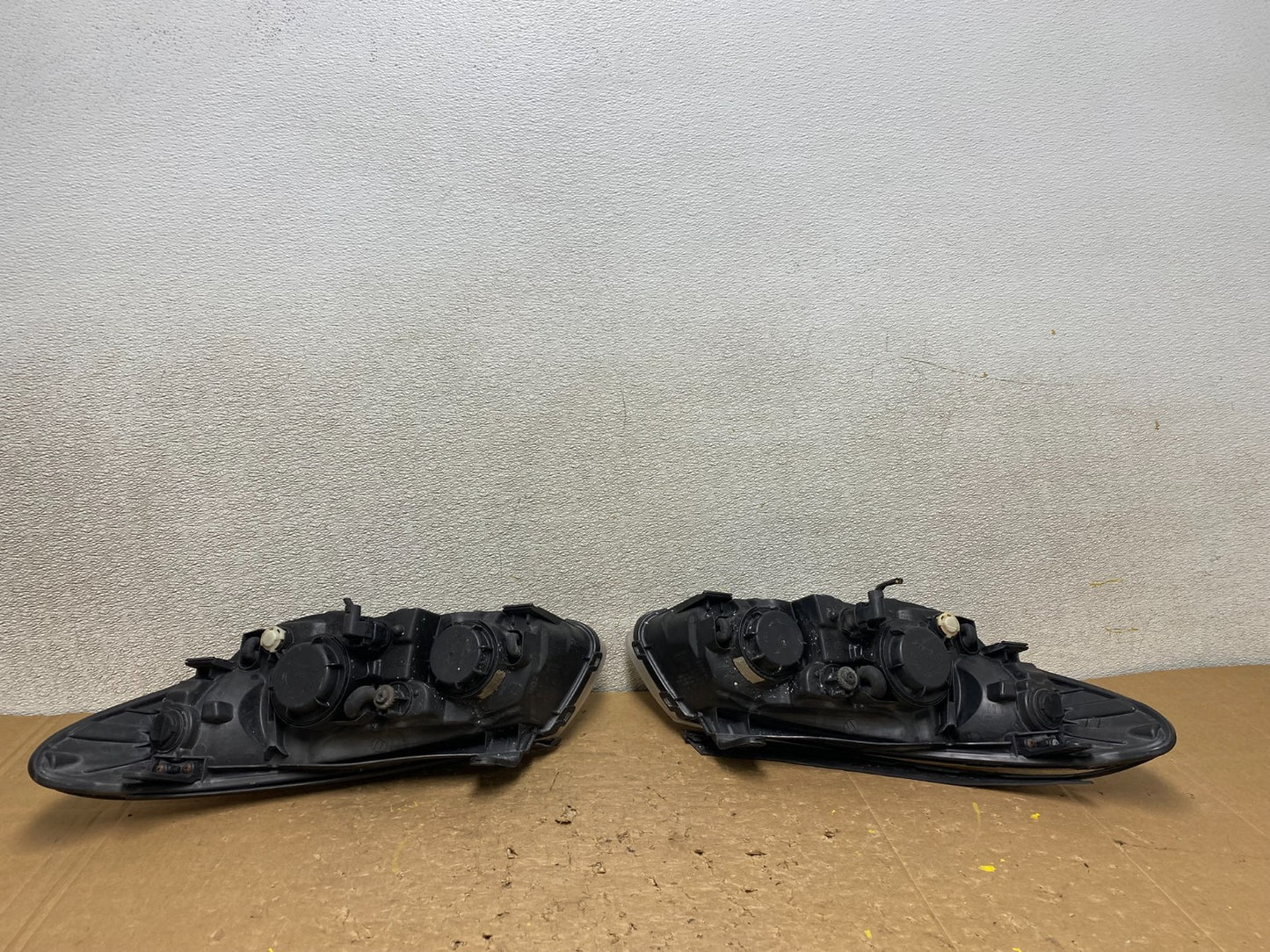 2007 2008 2009 2010 Hyundai Elantra Left+Right Side Headlights V6256 DW11
