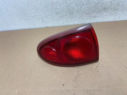2003 2004 2005 Chevrolet Cavalier Left Driver LH Tail Light AG5751 DW0