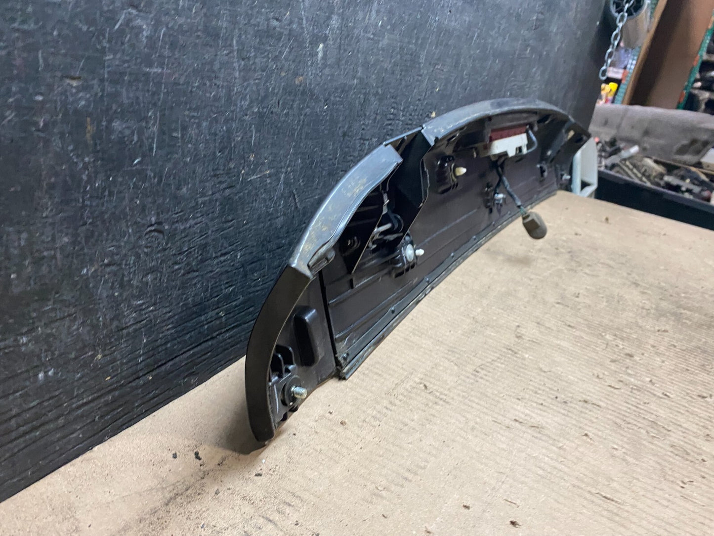 2009 to 2015 Honda Pilot Rear Trunk Spoiler Gate Oem J7290 GD7