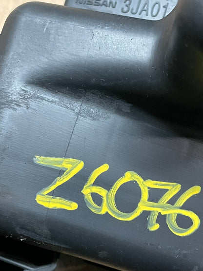 2013-2016 Nissan Pathfinder Upper Air Intake Duct OEM Z6076 DG9