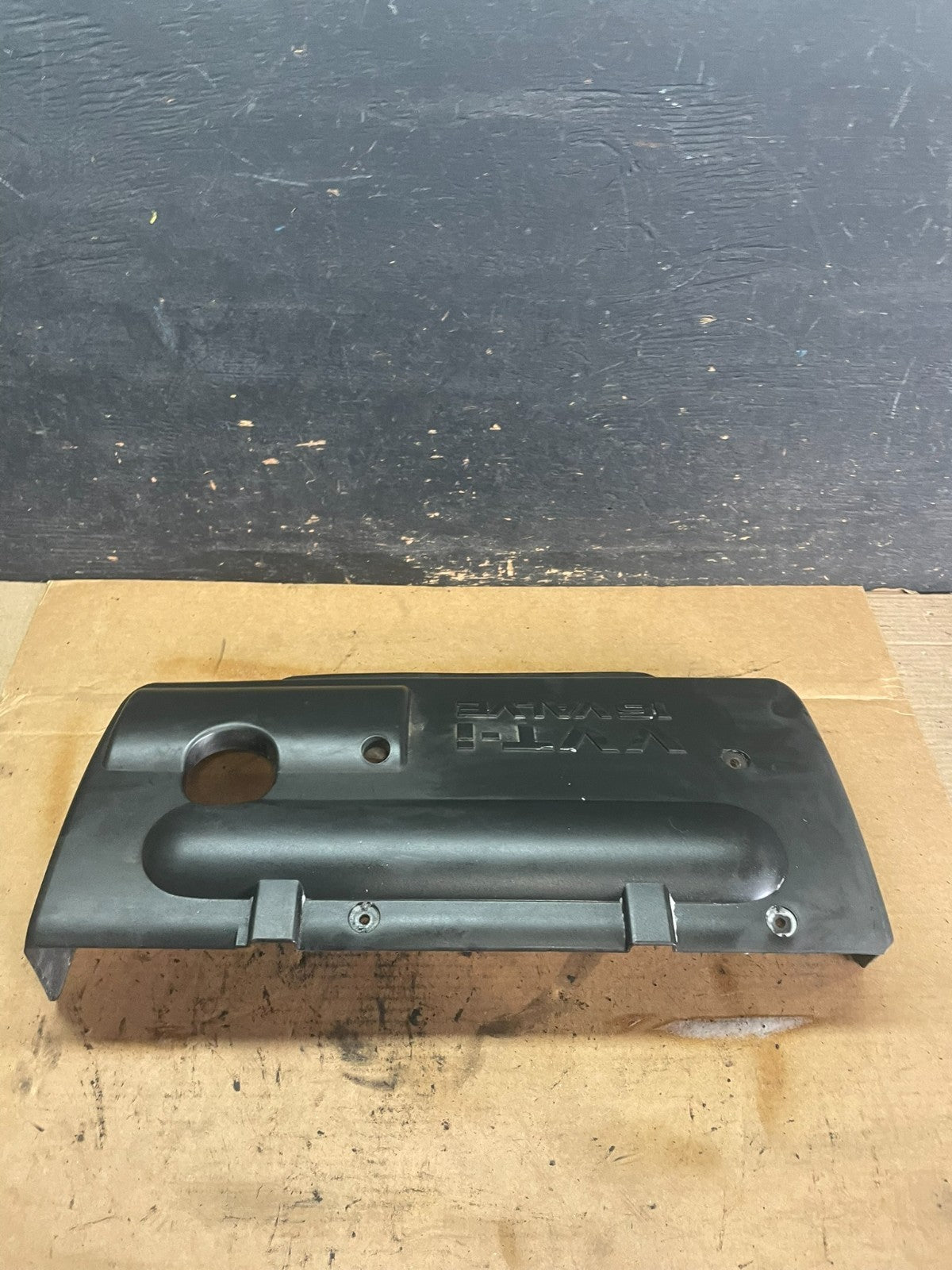 2005 to 2008 Toyota Corolla Matrix 1.8L Motor Engine Cover q9907 DG1