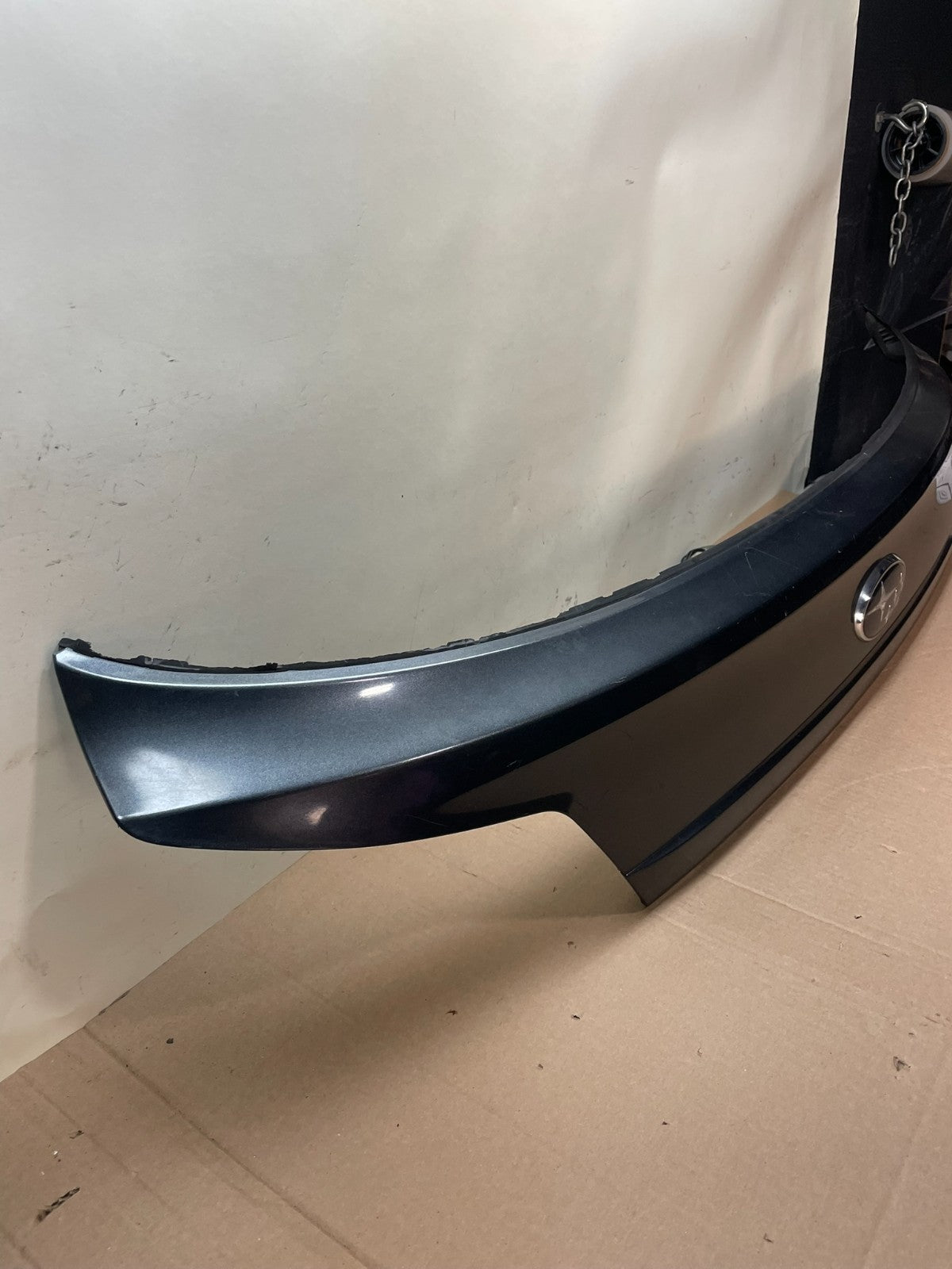 2010-2014 Subaru Outback Rear Liftgate Trunk Panel Trim Molding AI8663 DG2